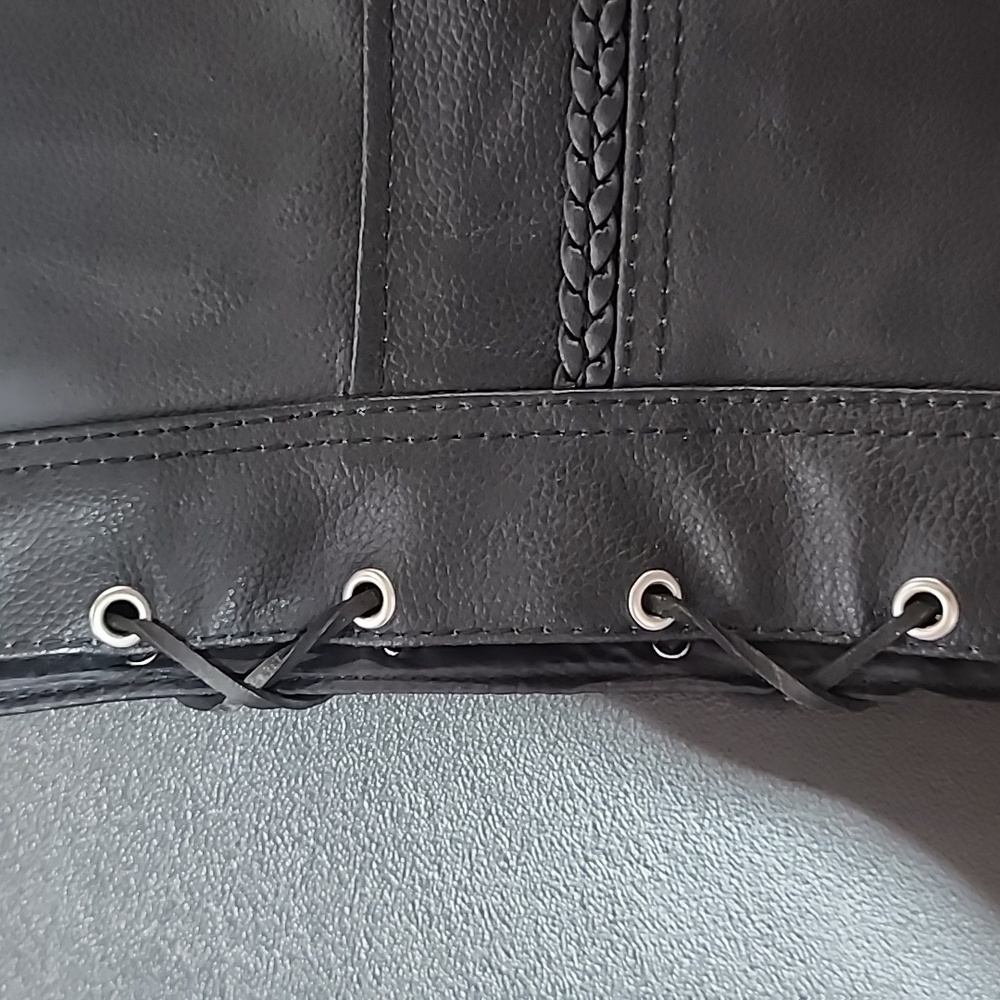 NWT Leather Vest for women - Picture 4 of 4